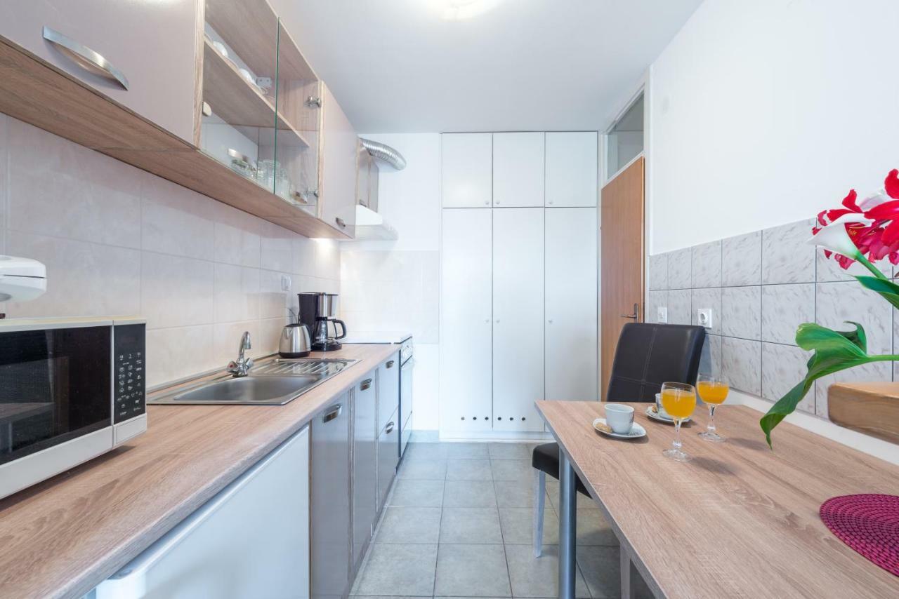 Antonija'S Little Oasis Apartment Дубровник Екстериор снимка